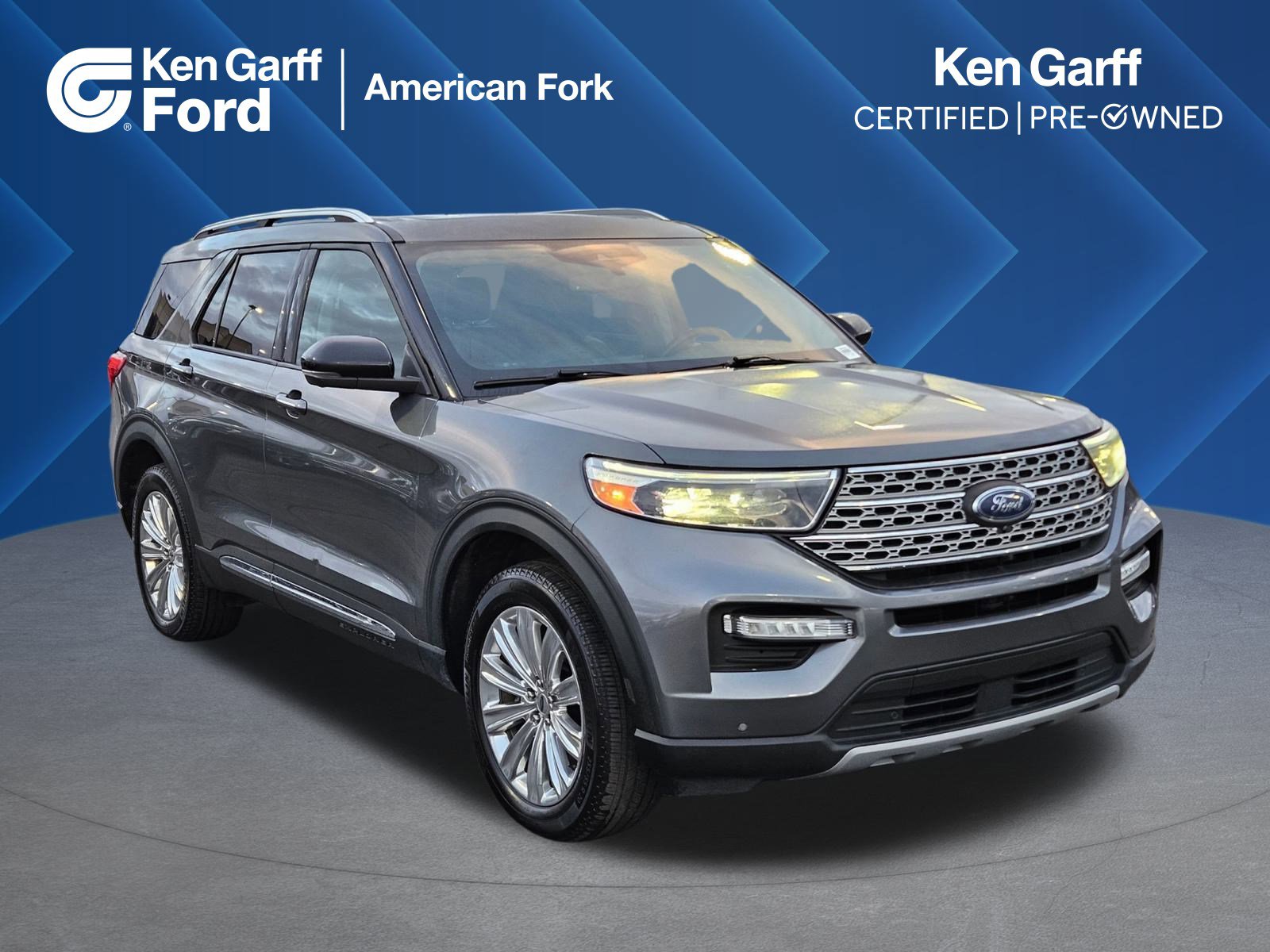 2021 Ford Explorer Limited's photo
