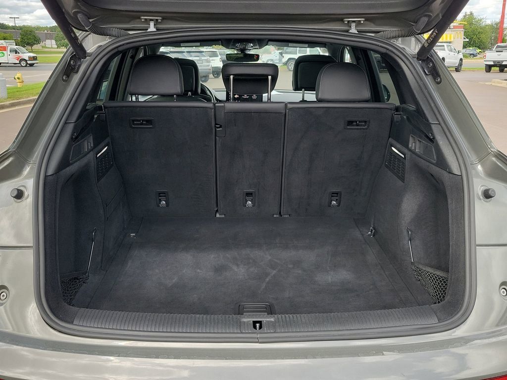 2023 Audi Q5 S line Premium Plus photo 29