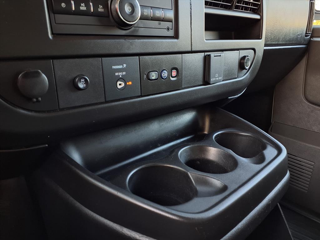 2019 Chevrolet Express Cargo Van photo 17