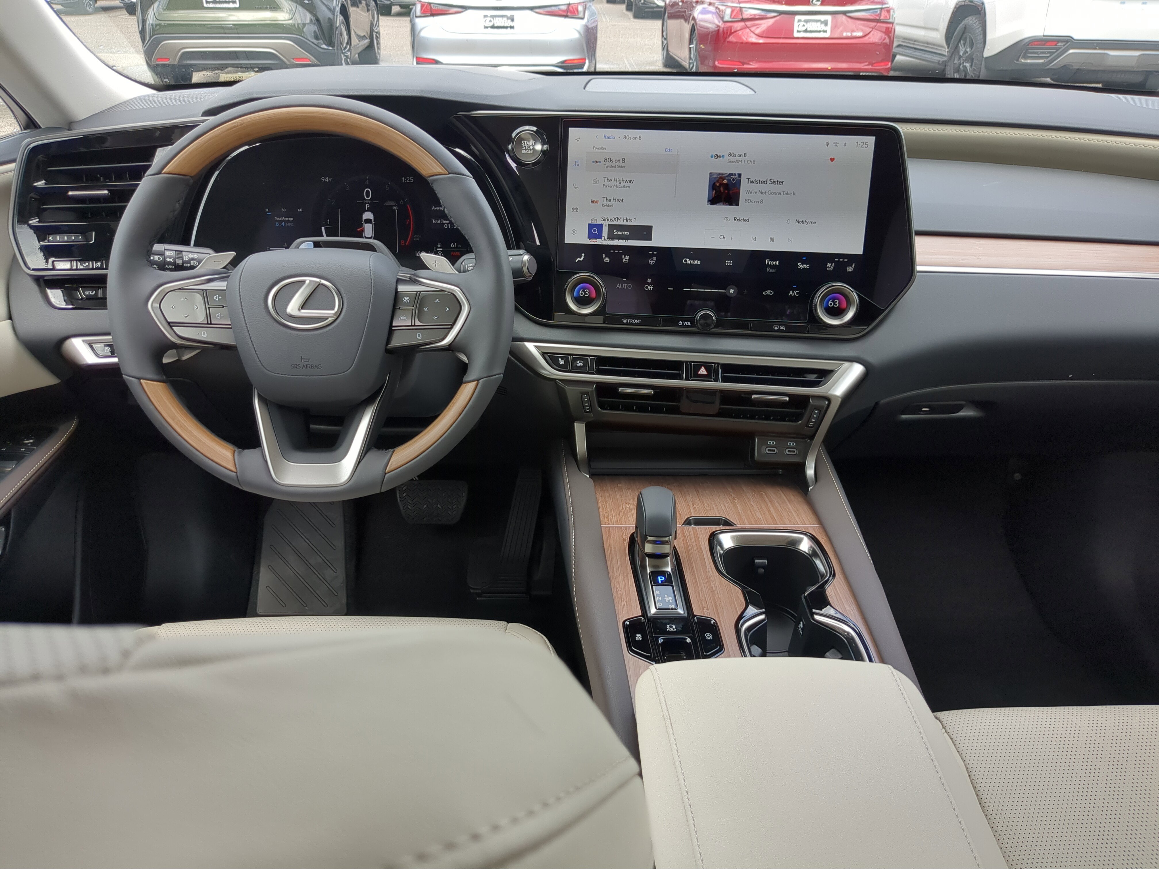 2025 Lexus RX 350 Premium photo 2