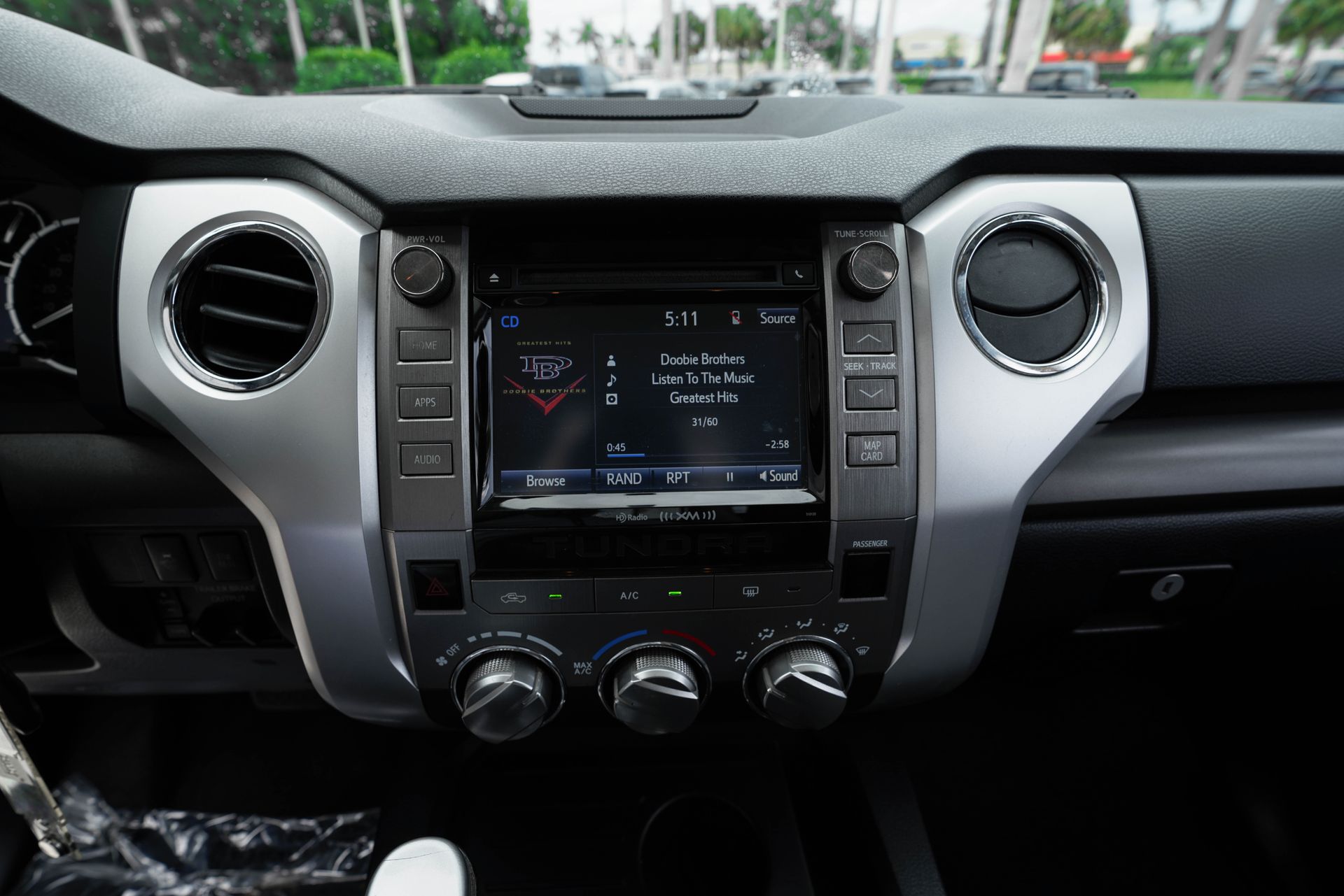 2016 Toyota Tundra SR5 photo 20