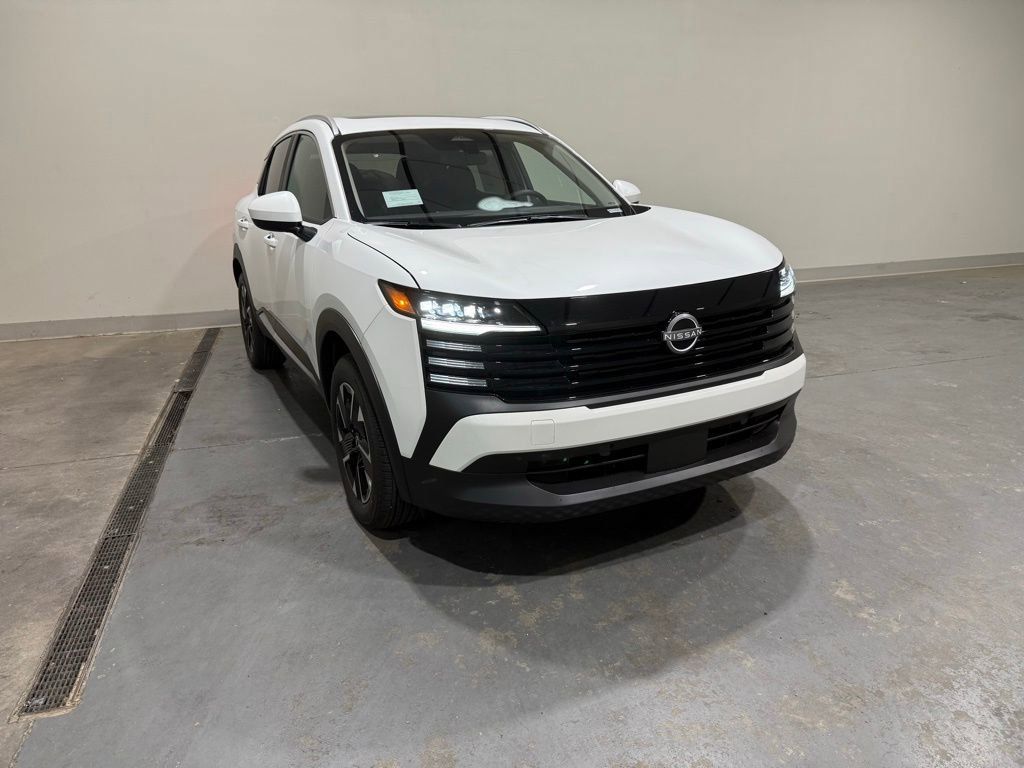 2025 Nissan Kicks SV AWD's photo