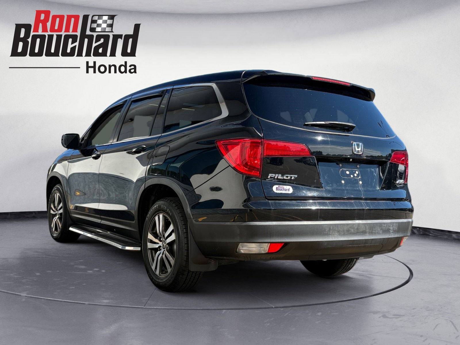 2016 Honda Pilot EX-L photo 4
