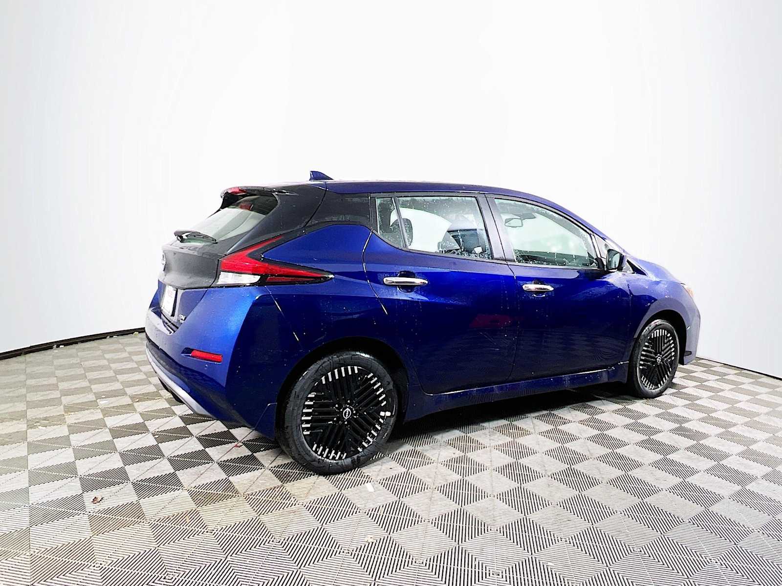 Used 2025 Nissan Leaf SV PLUS with VIN 1N4CZ1CV0SC560947 for sale in Keyport, NJ