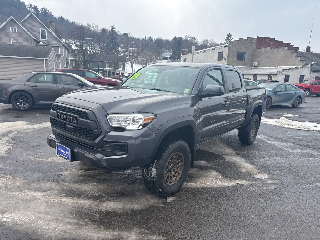 2023 Toyota Tacoma Trail's photo