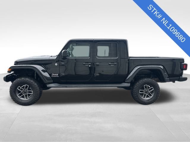 2022 Jeep Gladiator Overland photo 4