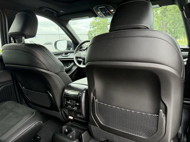 2025 Jeep Grand Cherokee Altitude X photo 13