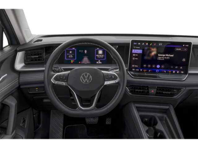 2025 Volkswagen Tiguan SE photo 4