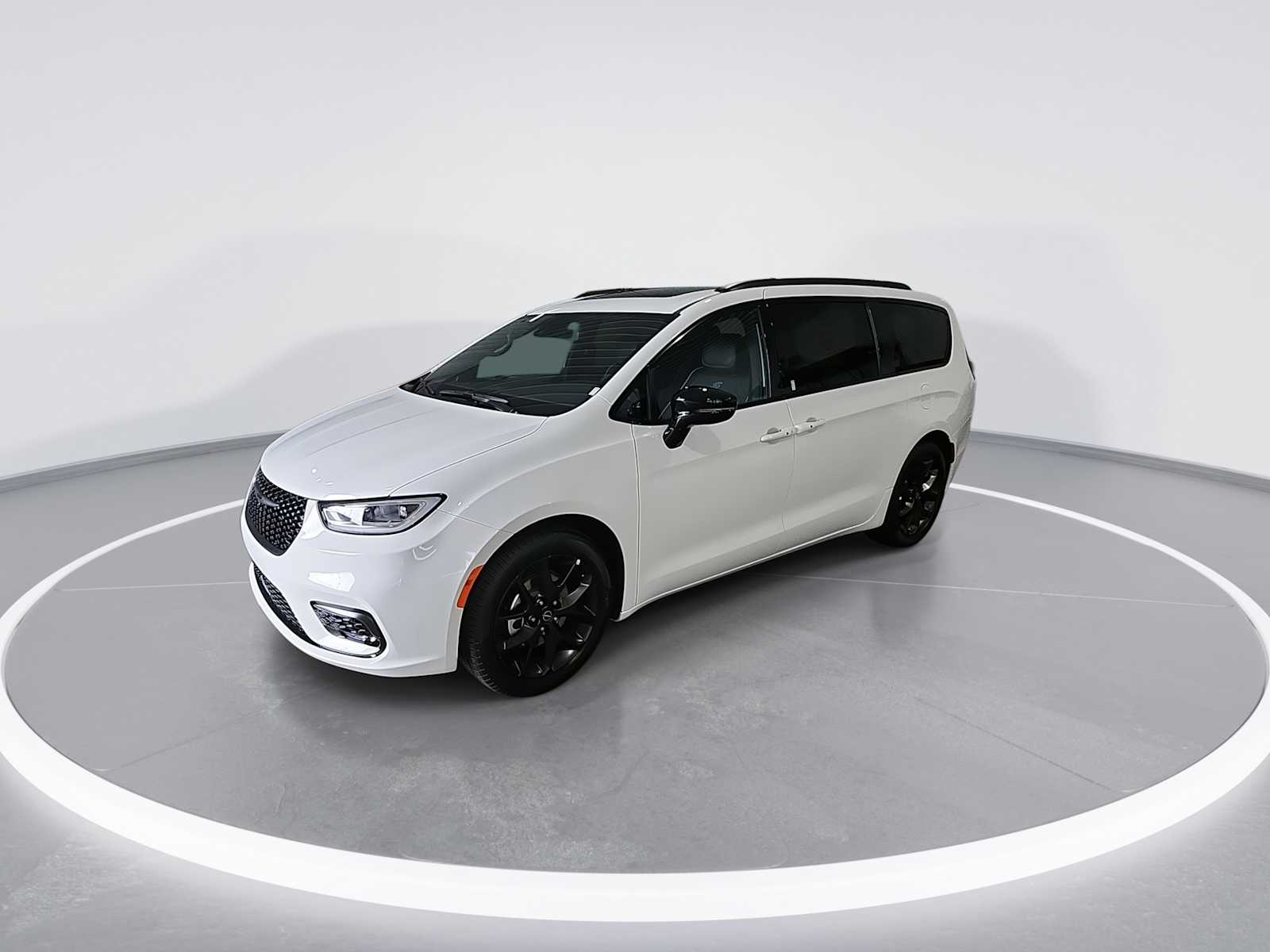 2026 Chrysler Pacifica Limited photo 4