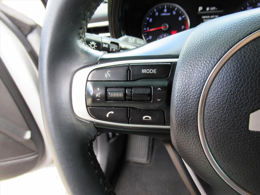 2022 Kia K5 GT-Line photo 18