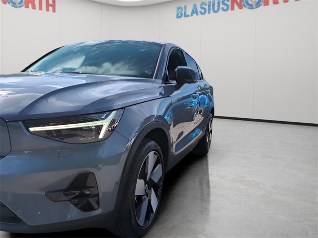 2023 Volvo C40 Ultimate's photo