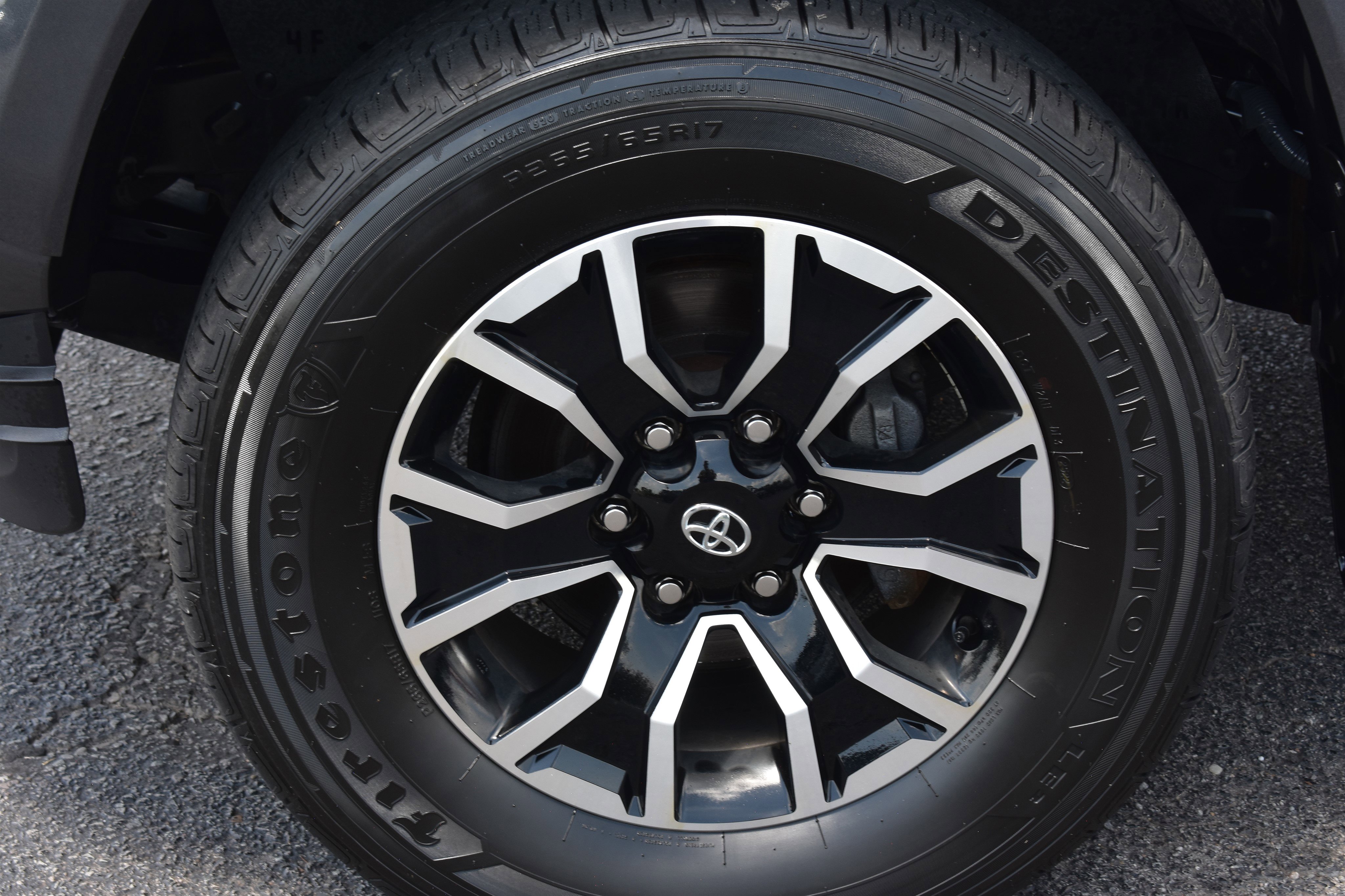 2022 Toyota Tacoma SR5 photo 3
