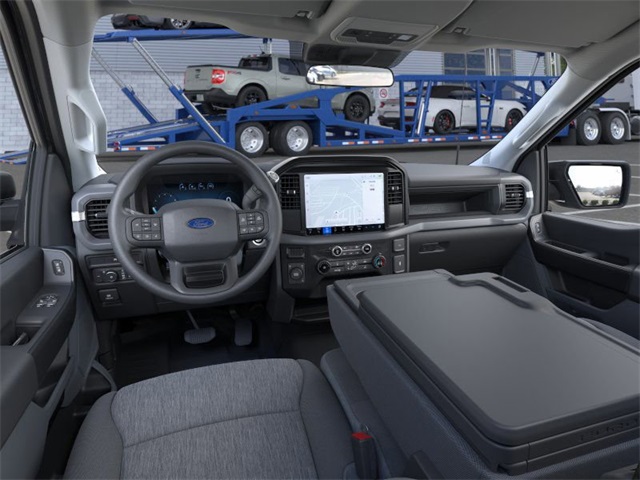 2025 Ford F-150 XL photo 8