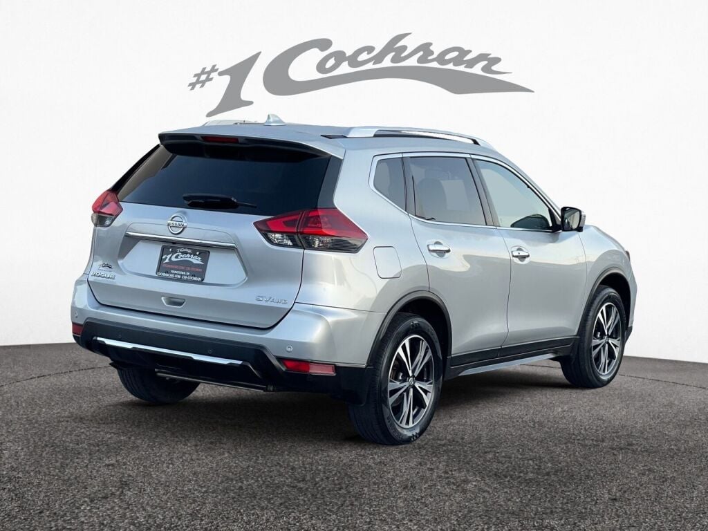 2019 Nissan Rogue SV photo 7