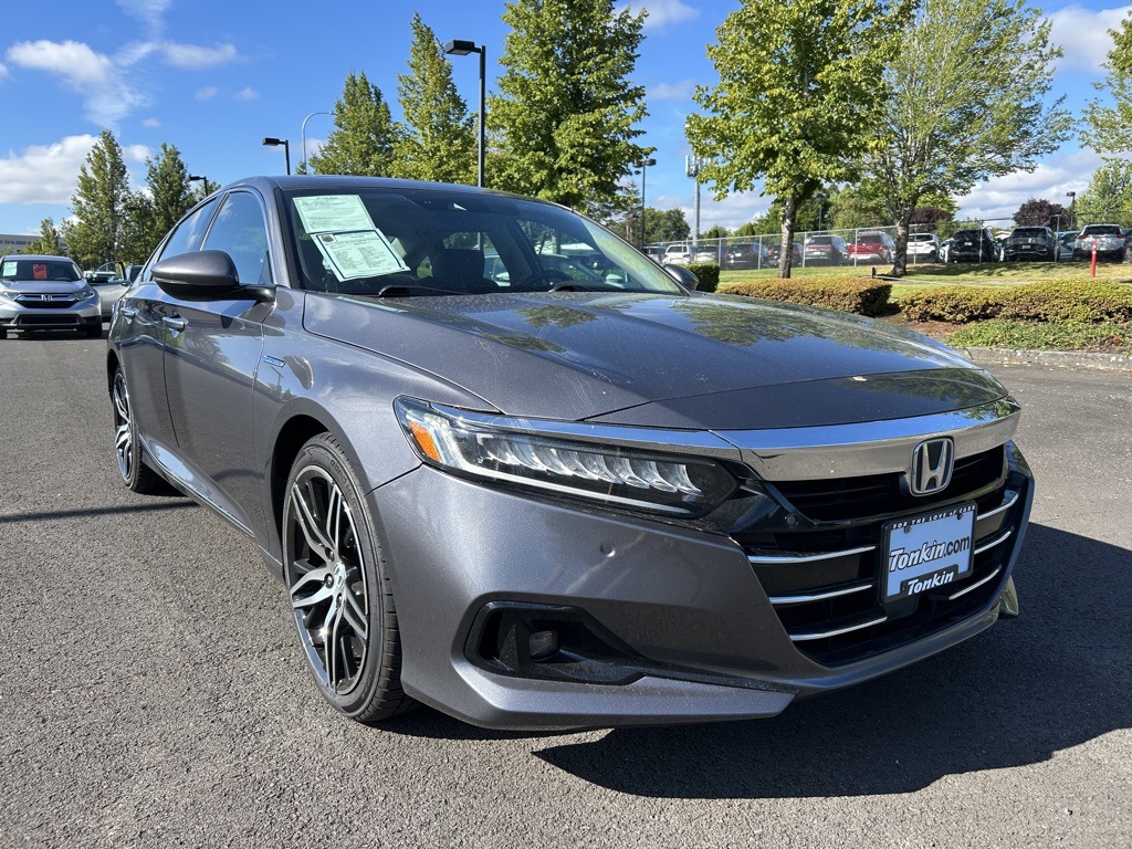 2022 Honda Accord Hybrid Touring photo 2