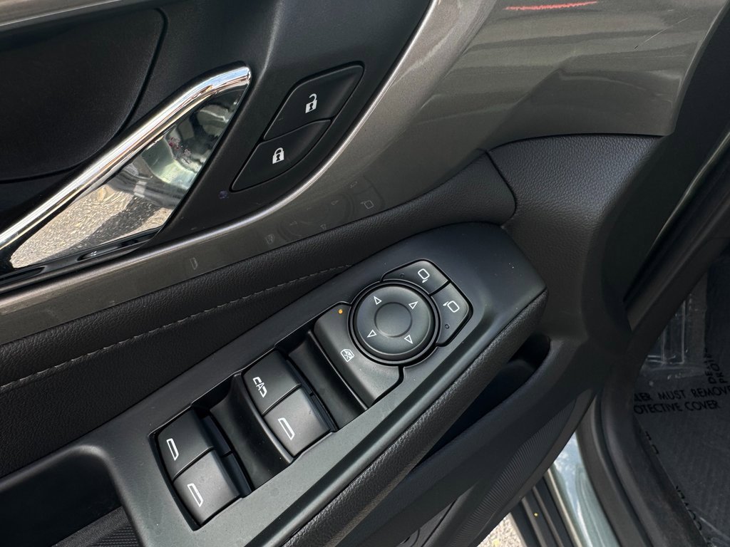 2023 Chevrolet Traverse Cloth photo 7