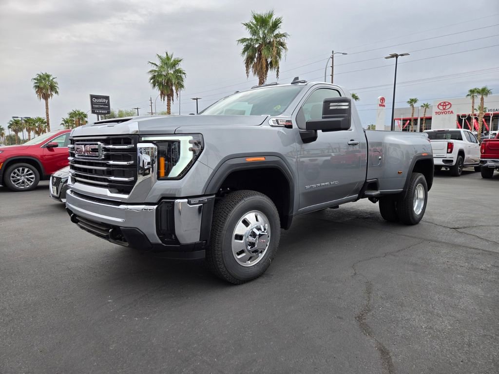 2025 Gmc Sierra 3500 HD SLE photo 2
