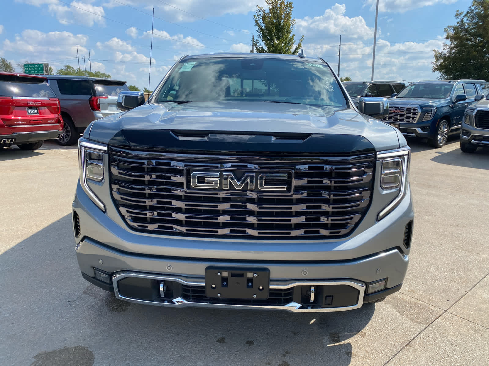 2026 Gmc Sierra 1500 Denali photo 3