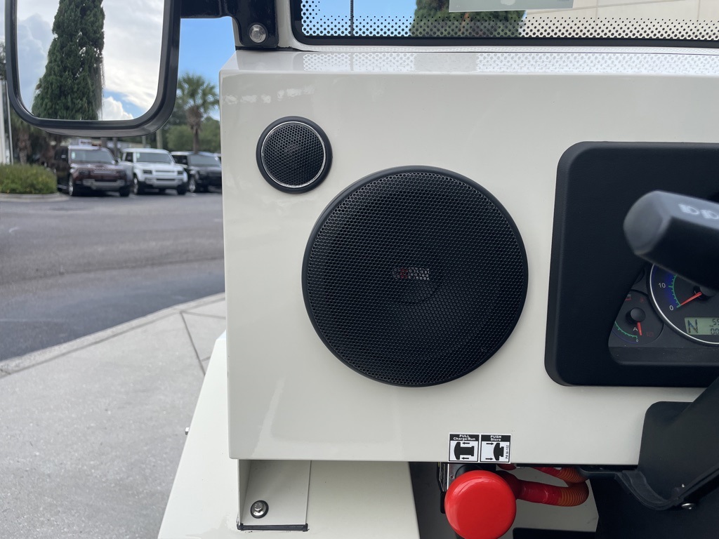 2023 Cruise Car MOKE photo 12