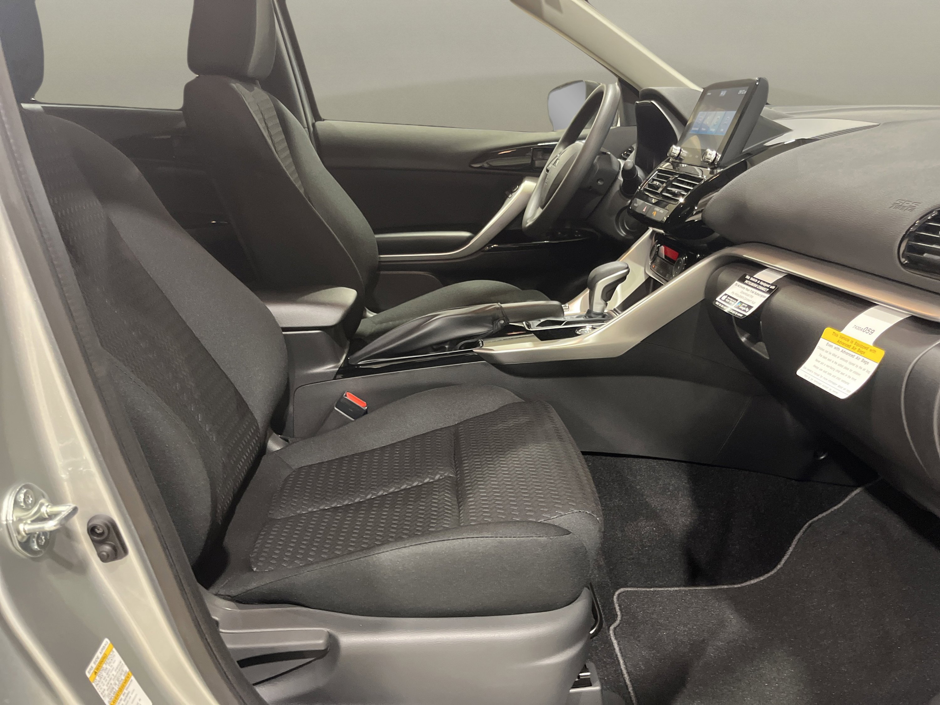 2025 Mitsubishi Eclipse Cross LE Ralliart photo 12