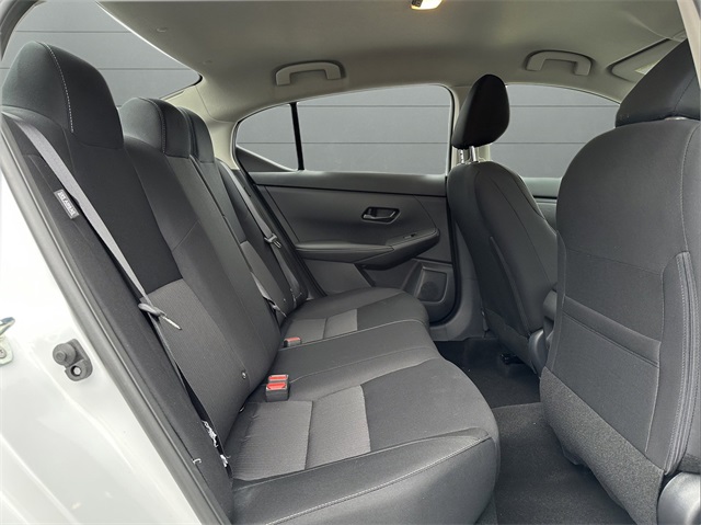 2025 Nissan Sentra SV photo 23