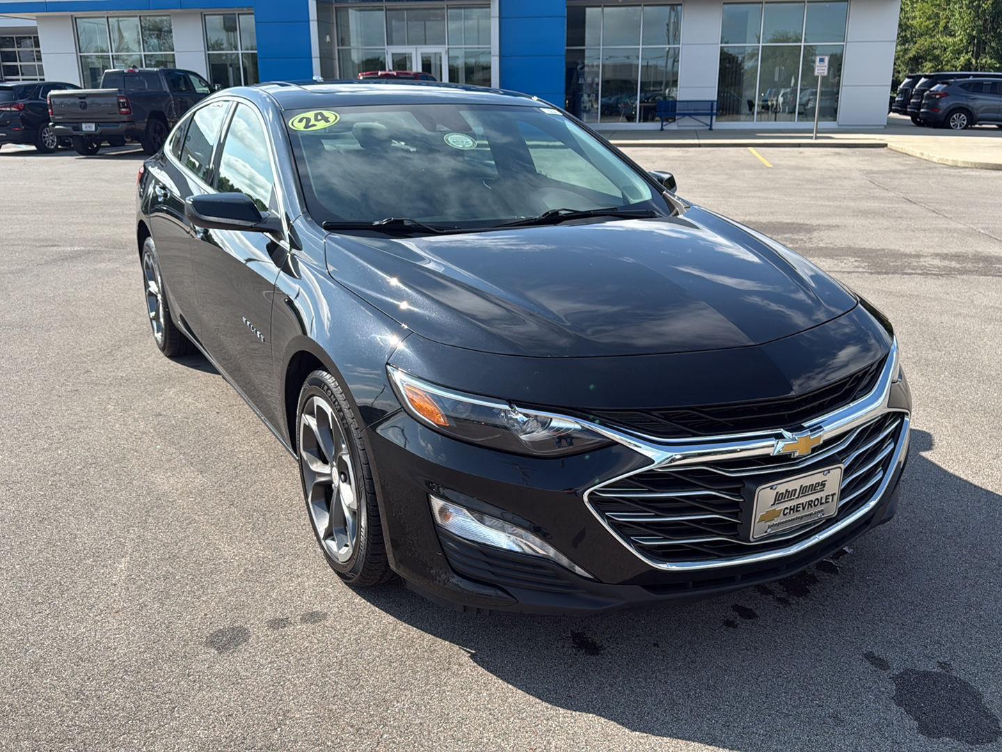 Used 2024 Chevrolet Malibu 1LT with VIN 1G1ZD5ST6RF172780 for sale in Scottsburg, IN