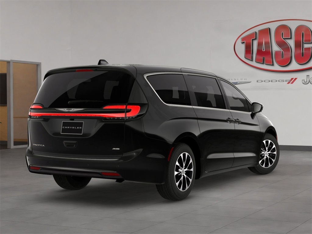 2026 Chrysler Pacifica photo 4