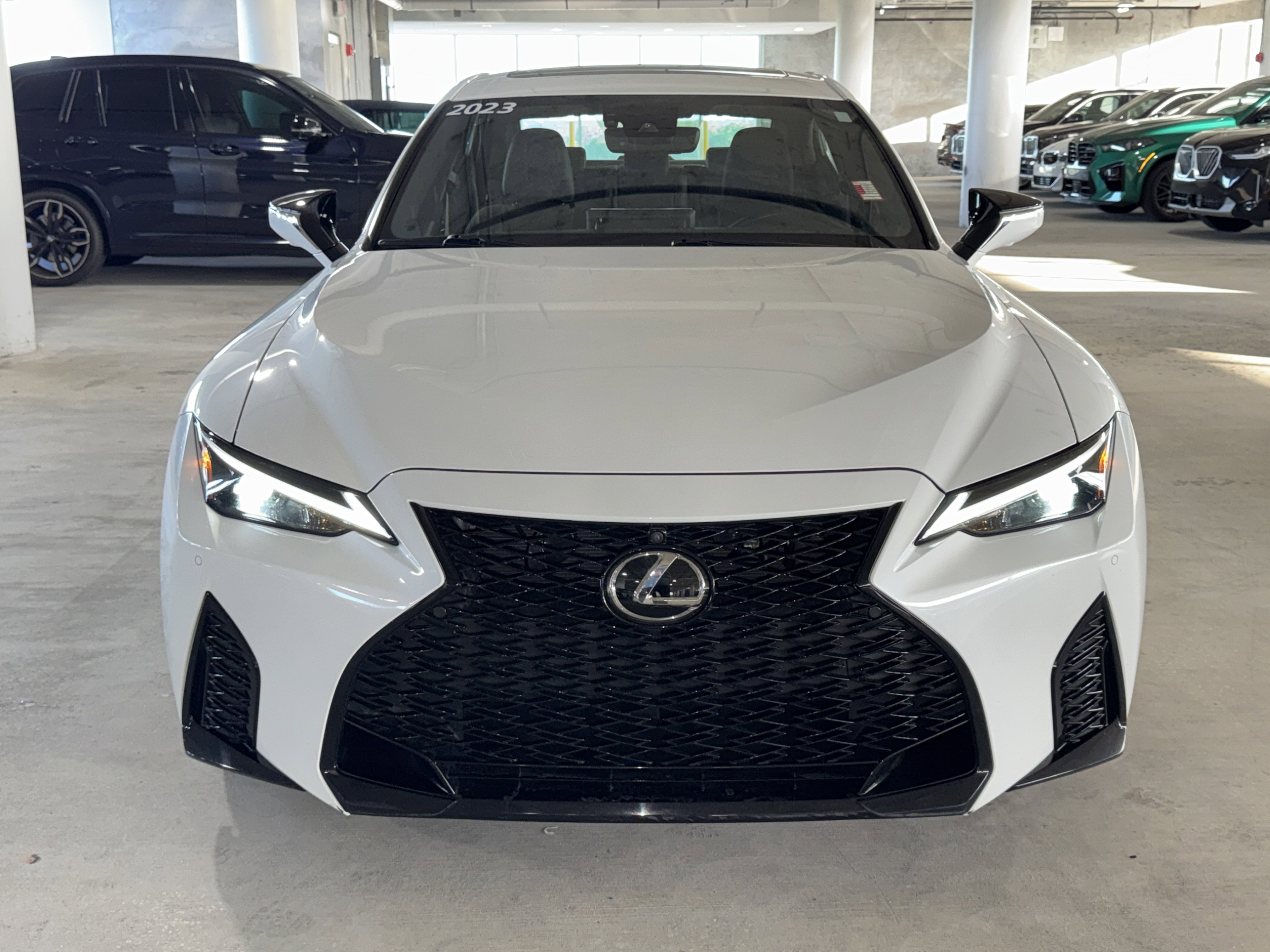 2023 Lexus IS 350 F SPORT photo 2