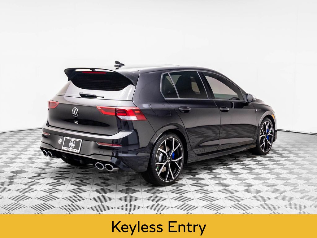 2024 Volkswagen Golf R photo 5