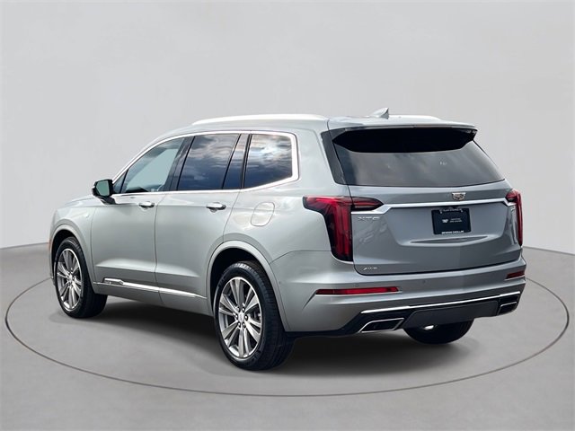 2025 Cadillac XT6 Premium Luxury photo 4