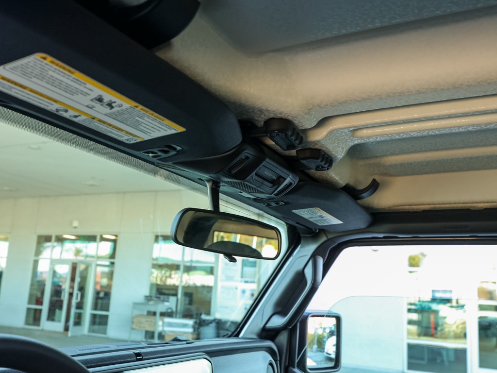 New 2026 Granite Crystal Metallic Clear-Coat Exterior Paint Jeep Sport image 12