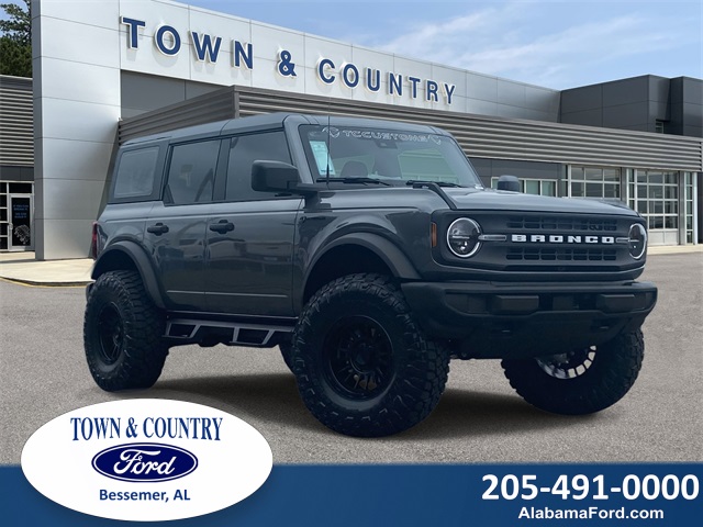 2025 Ford Bronco 4-Door Base's photo