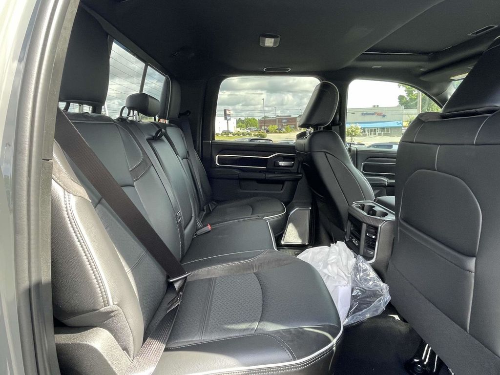 2025 Ram 2500 Laramie photo 16