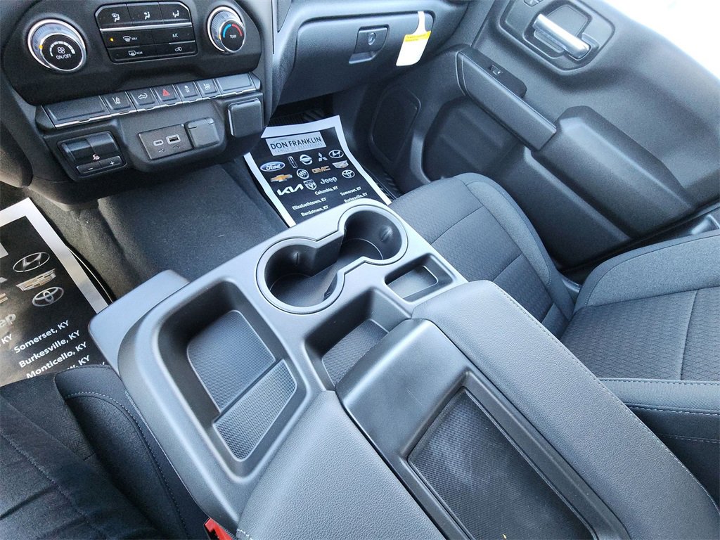 2025 Chevrolet Silverado 2500HD Custom photo 21