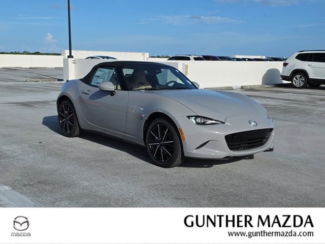 jun購入 M グレー 2025 Mazda MX-5 Miata RF Grand Touring Chesapeake VA | Virginia