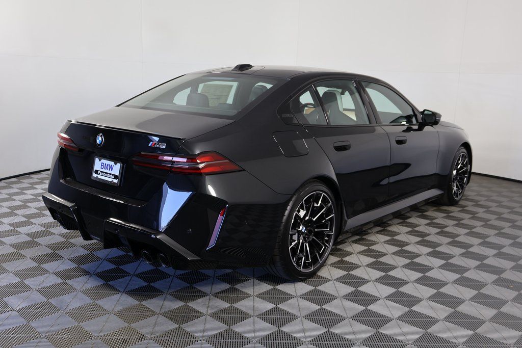 2026 Bmw M5 5 photo 2