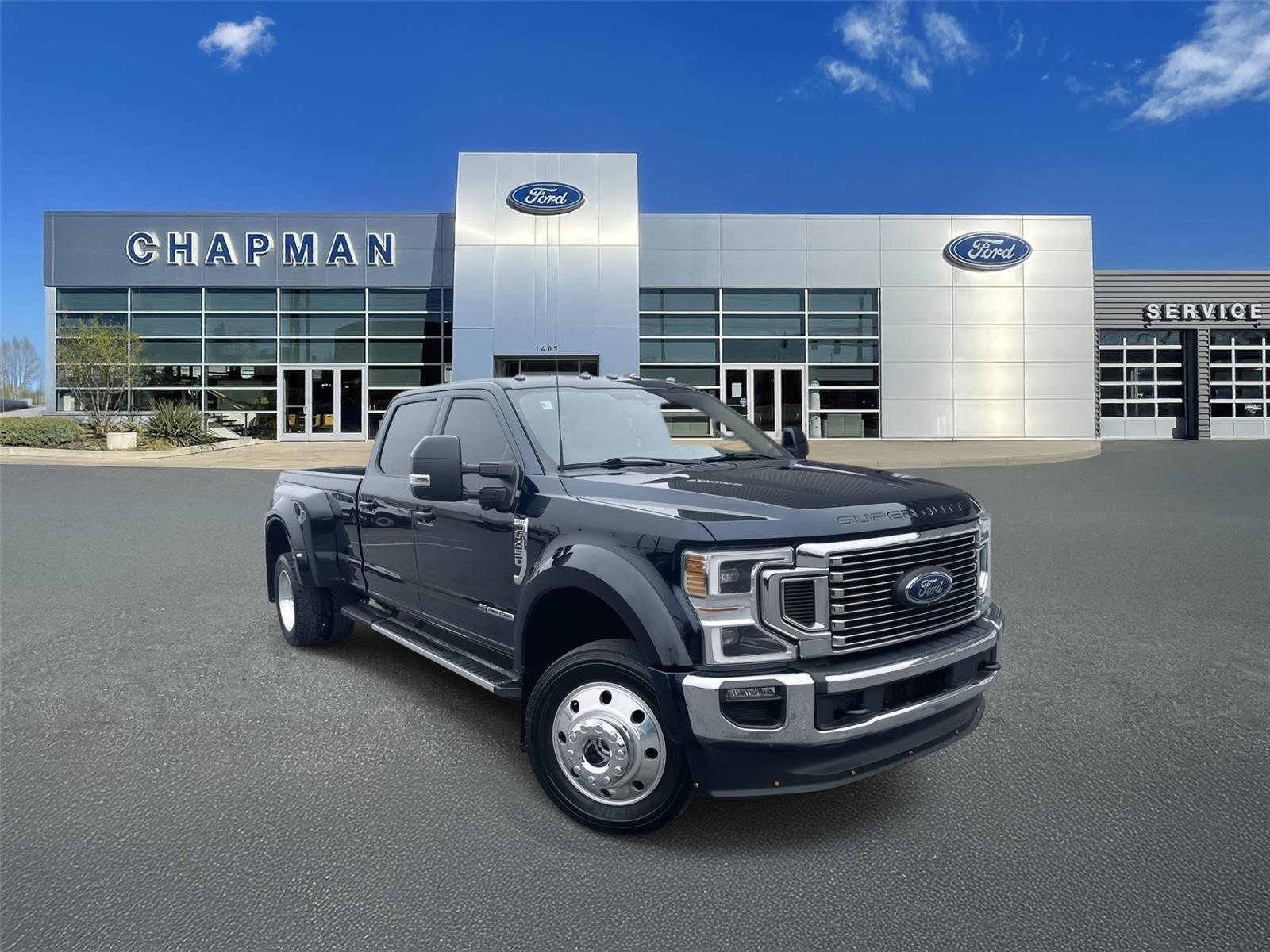 2022 Ford F-450 Super Duty Lariat's photo