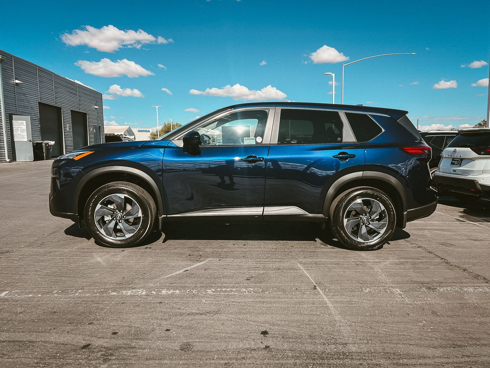 2026 Nissan Rogue SV photo 3