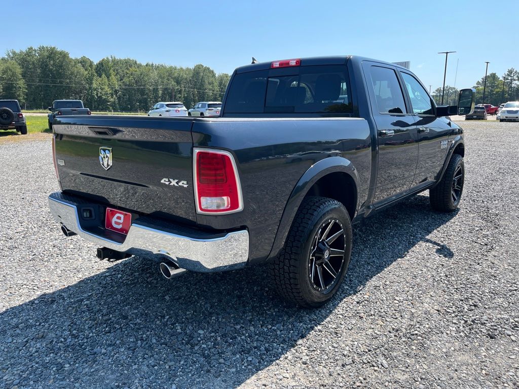 2018 Ram 1500 Laramie photo 4