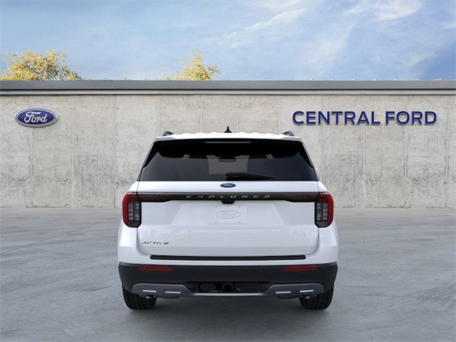 2025 Ford Explorer photo 5