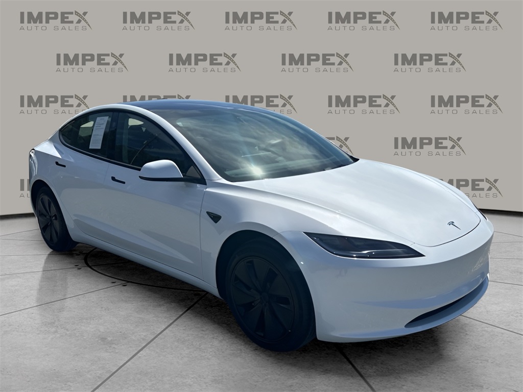 2025 Tesla Model 3 Long Range photo 7