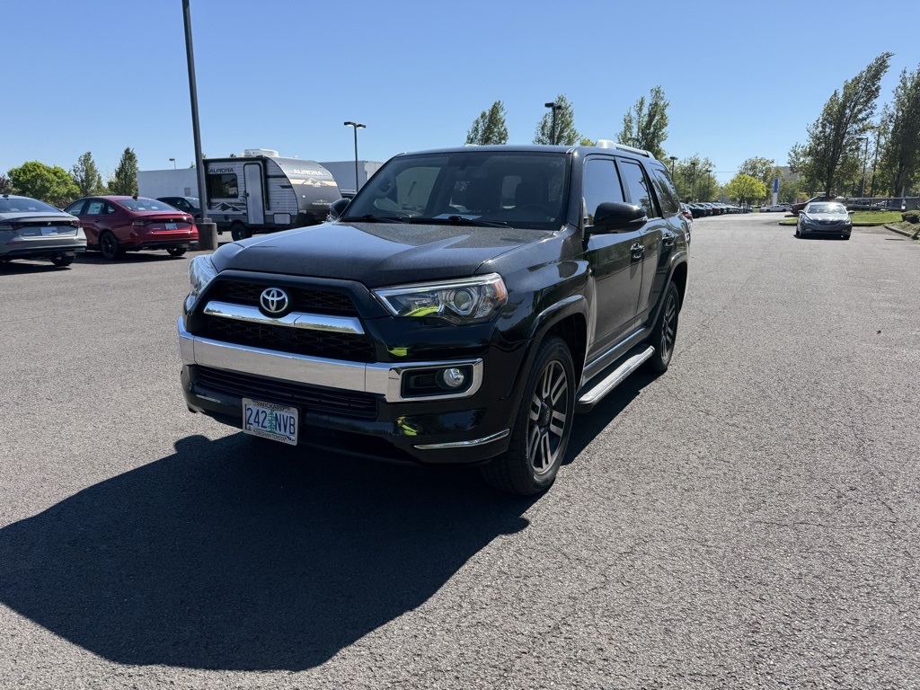 2018 Toyota 4Runner Limited photo 2
