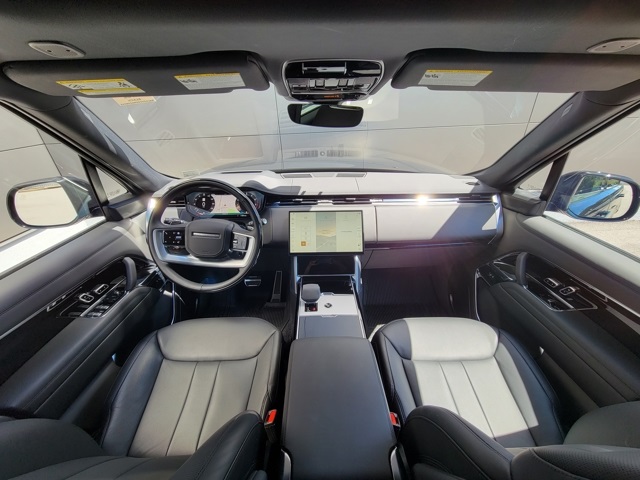 2024 Land Rover Range Rover SE photo 22
