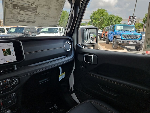 2025 Jeep Gladiator Texas Trail Sport photo 3