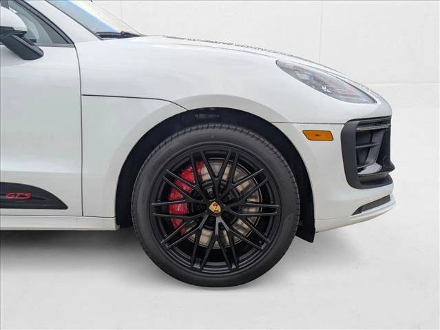 2026 Porsche Macan GTS photo 11