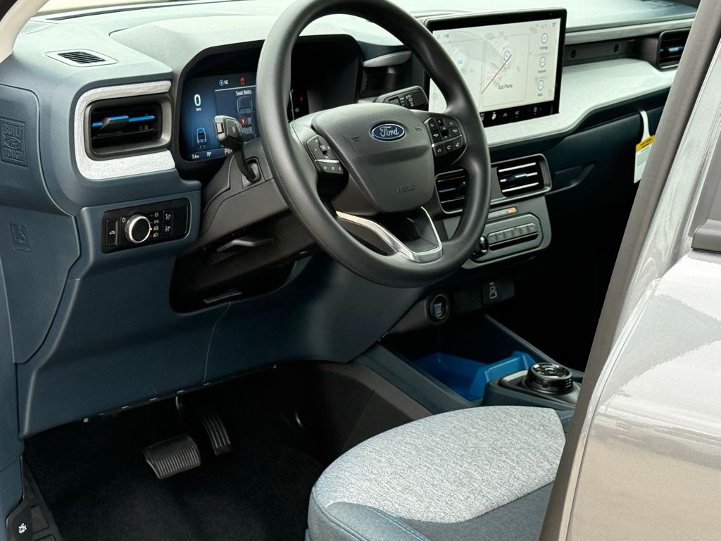 2025 Ford Maverick XLT photo 7