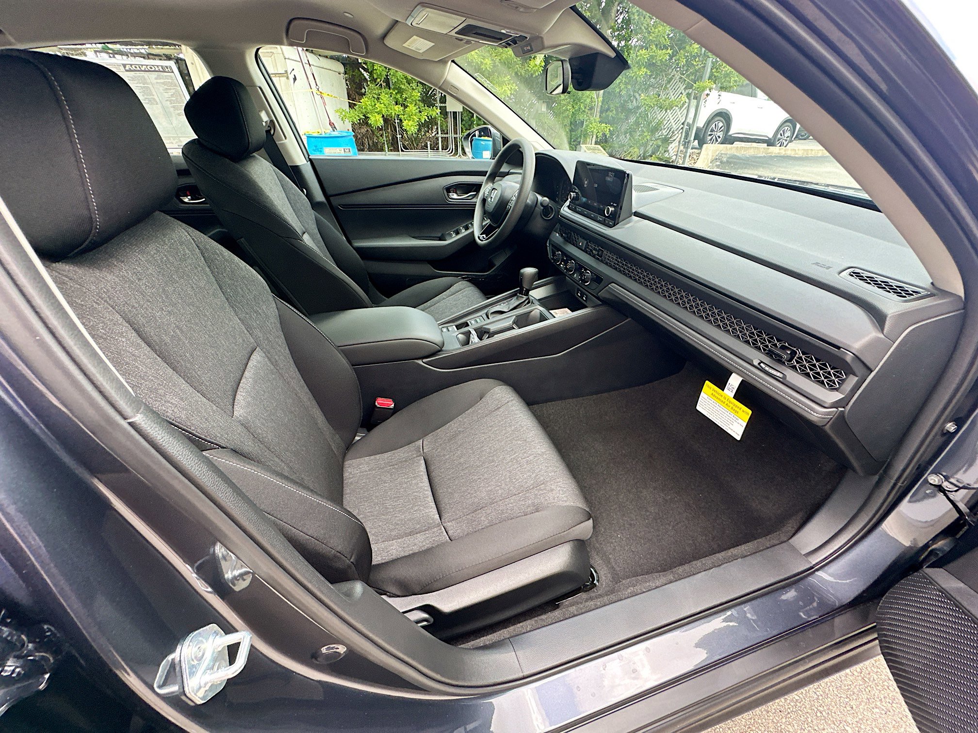 2025 Honda Accord LX photo 20