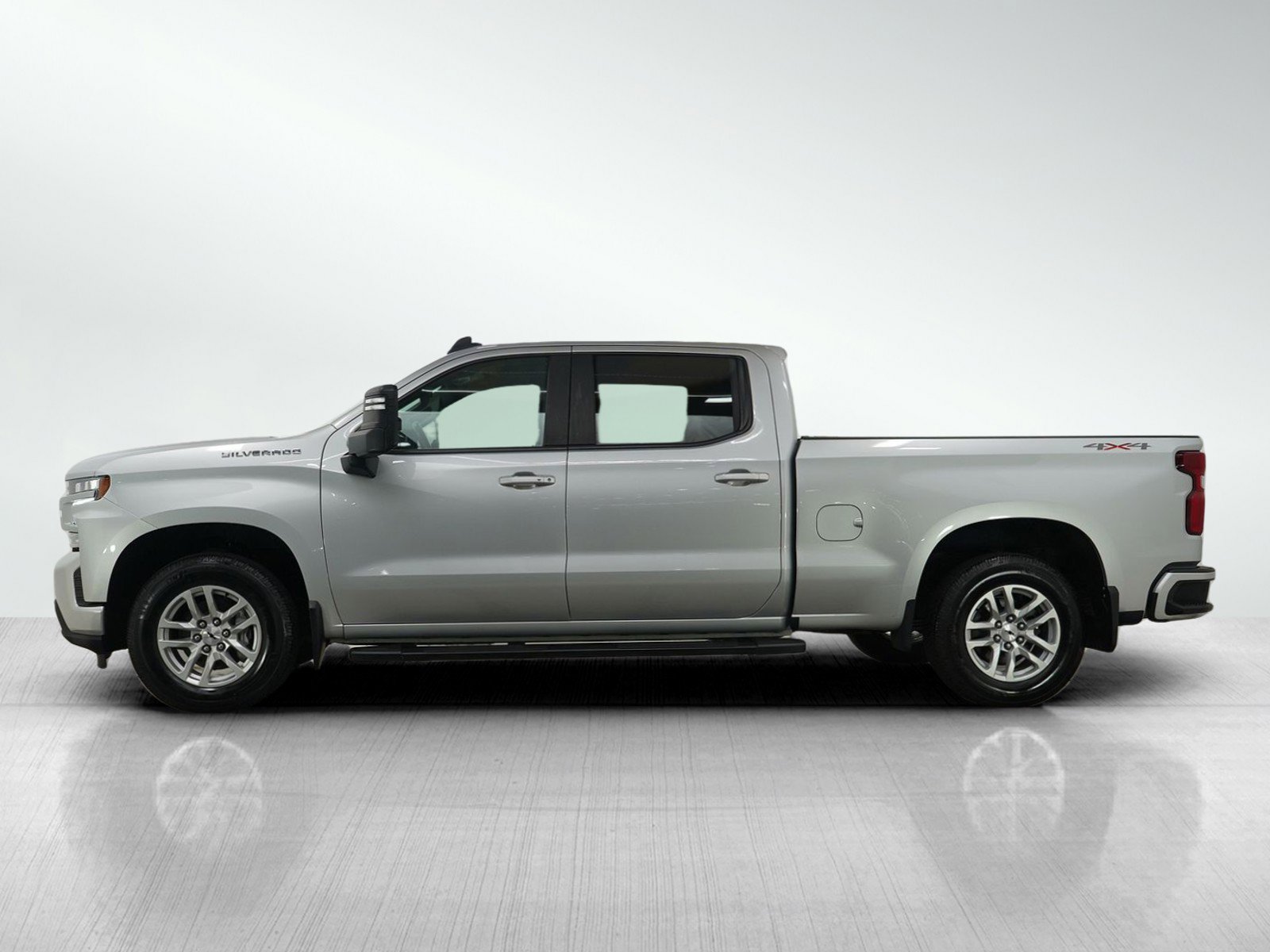 Used 2021 Chevrolet Silverado 1500 RST with VIN 1GCUYEED8MZ370360 for sale in Hopkins, Minnesota
