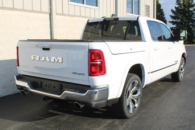 2025 Ram 1500 Limited photo 3