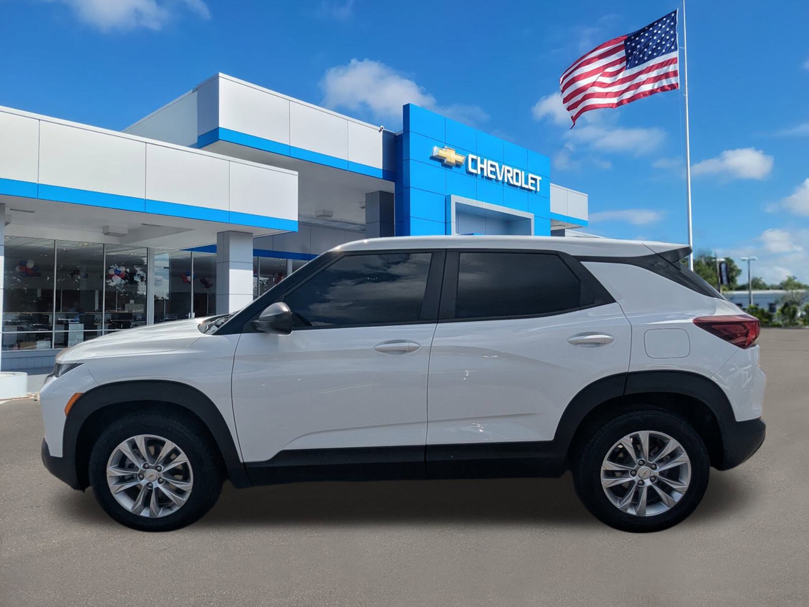 2022 Chevrolet Trailblazer LS photo 5